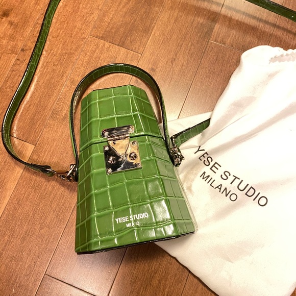 Two brand new Crocodile pattern bags - Picture 2 of 12